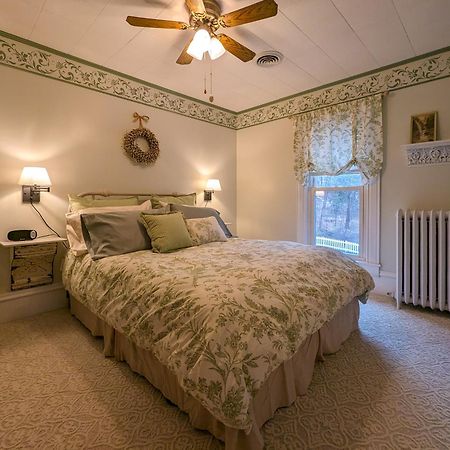 Hudson Manor Bed & Breakfast Watkins Glen Eksteriør bilde