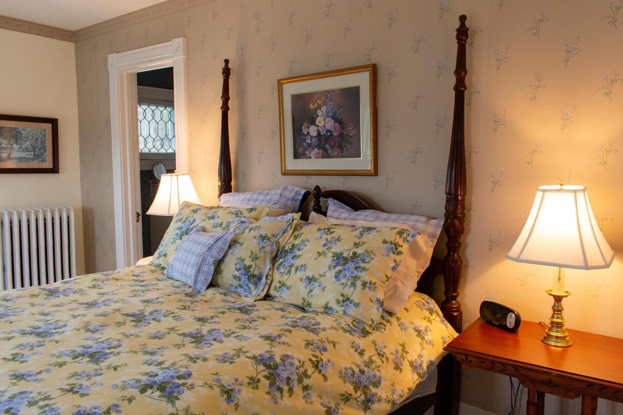 Hudson Manor Bed & Breakfast Watkins Glen Eksteriør bilde