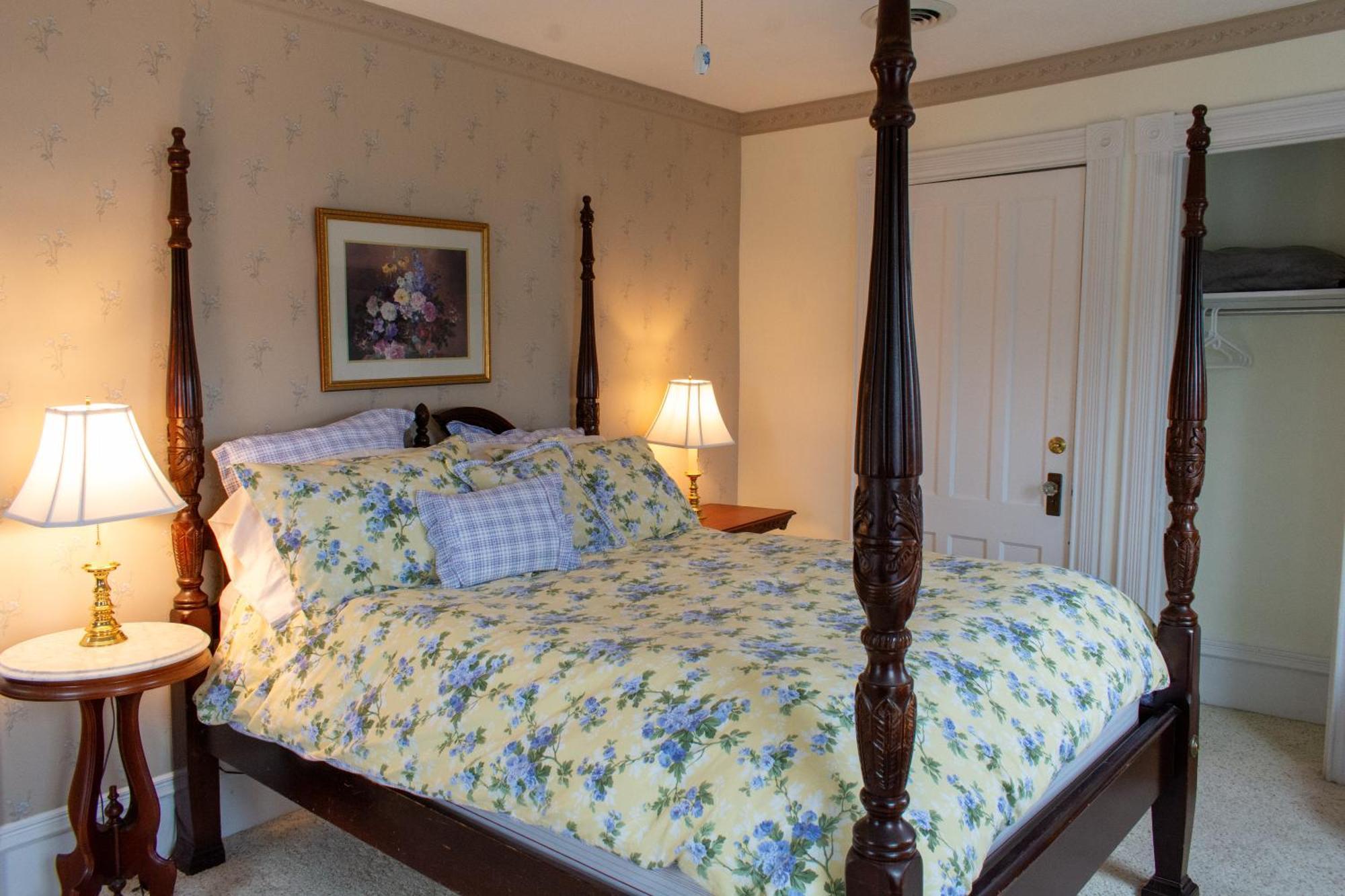 Hudson Manor Bed & Breakfast Watkins Glen Eksteriør bilde